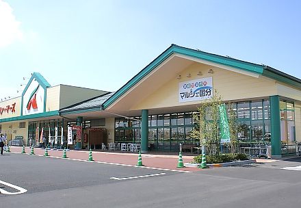 A・コープファーマーズうえだ店　農産物直売所「マルシェ国分」
