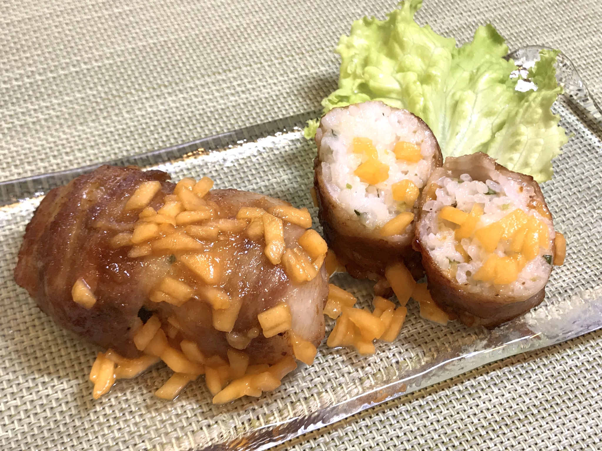 ビバ！肉巻きビワロール