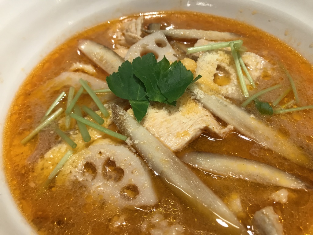 山口の伝統野菜たっぷり、トマト風味スープ