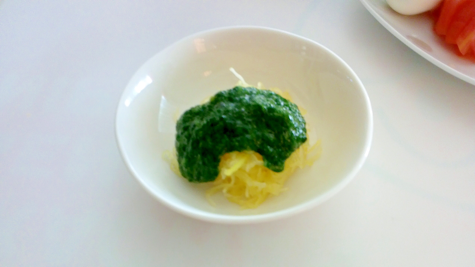 そうめんカボチャのモロヘイヤソースがけの写真