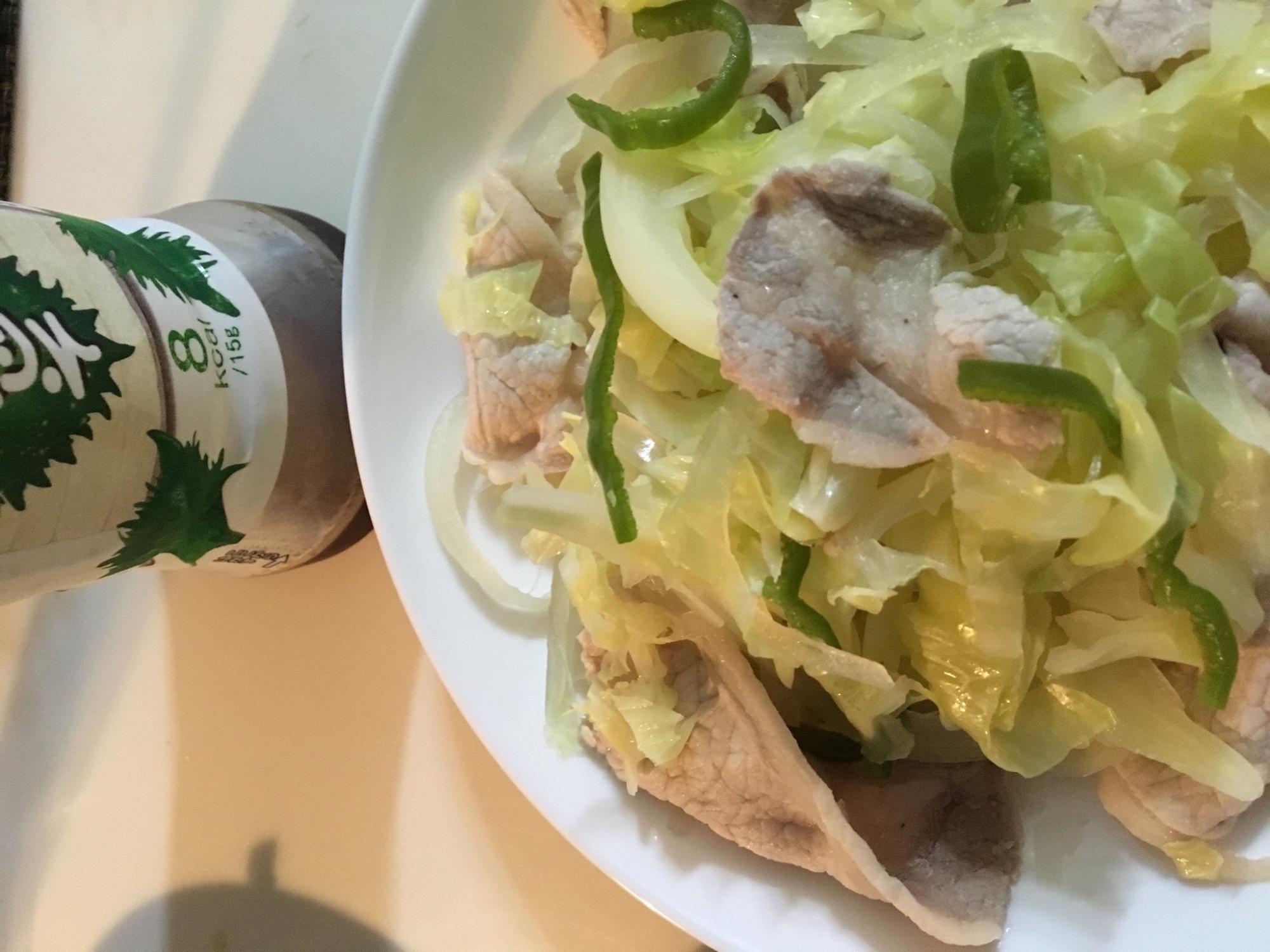 キャベツたっぷり茹で豚ピーマンの写真
